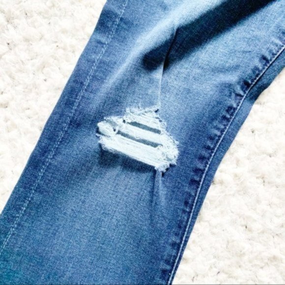 7 For All Mankind High Waist Slim Kick Jeans NWT - Picture 6 of 13